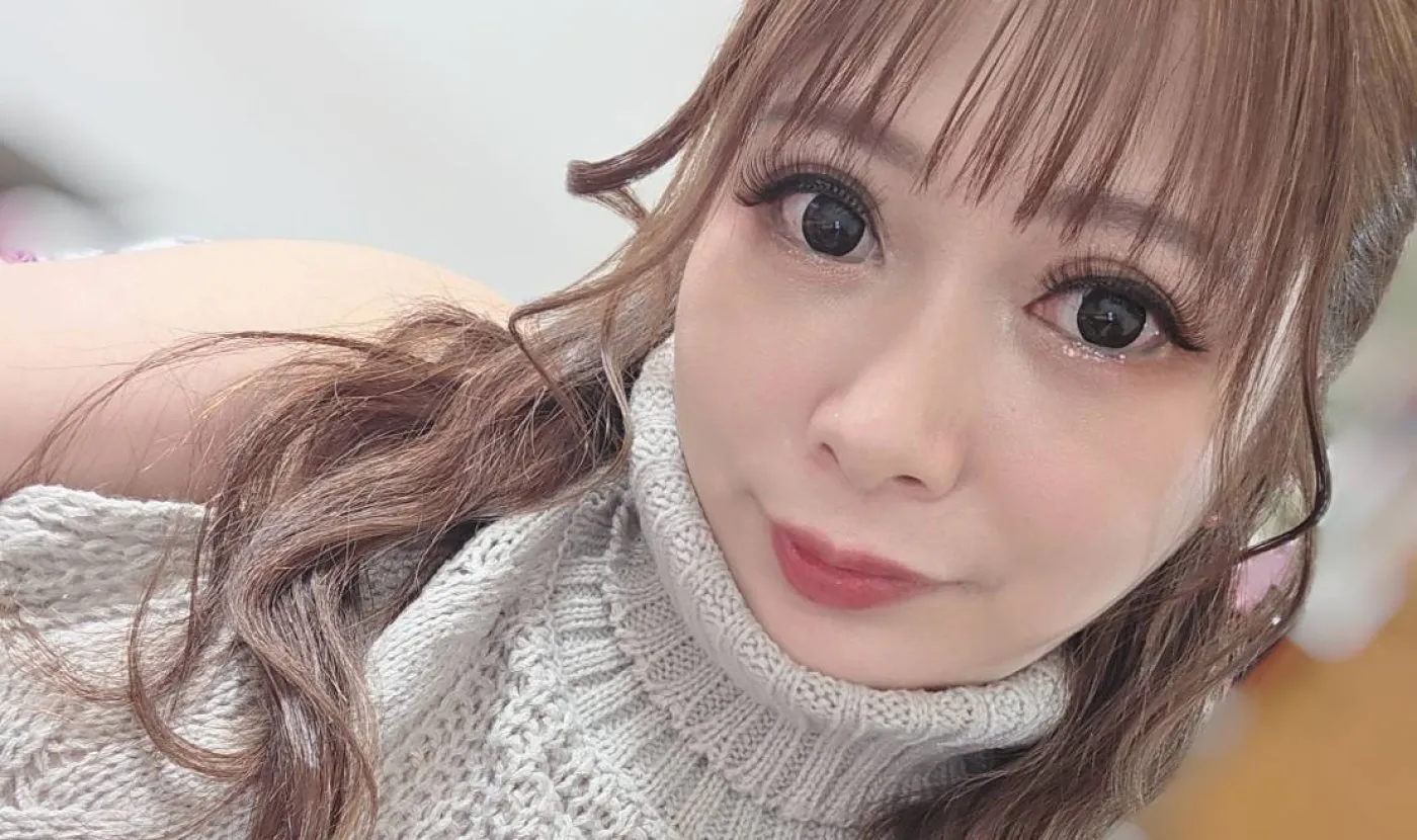 萌奈-もな-さん